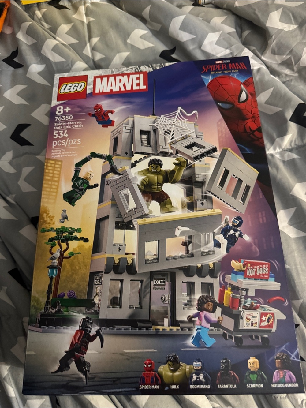 LEGO Marvel Green Hulk Epic Clash Building Set - Green, Gray